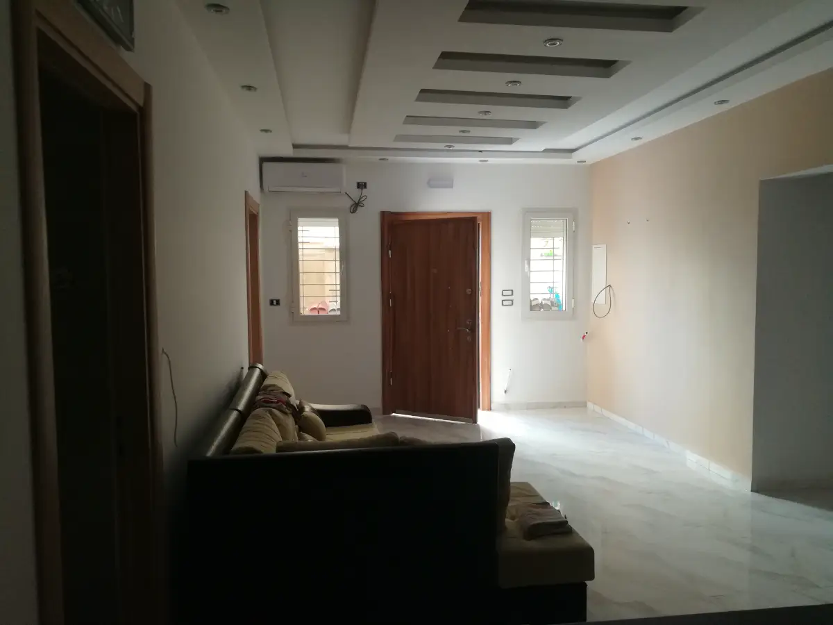 Opportunité Rare Ariana Essoughra. Bâtiment: Villa et 5 app - Photo 5