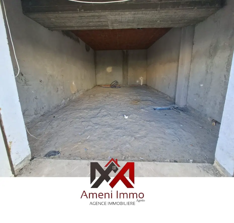 A vendre LOCAL COMMERCIAL en plein centre #El_Mourouj_6  - Photo 4