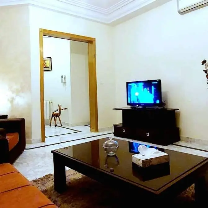 S1 meublé Ennasr2 haut standing pour étranger  - Photo 3