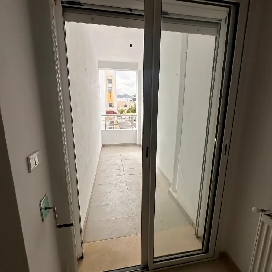 A Vendre - Appartement S+2 haut standing - Photo 3