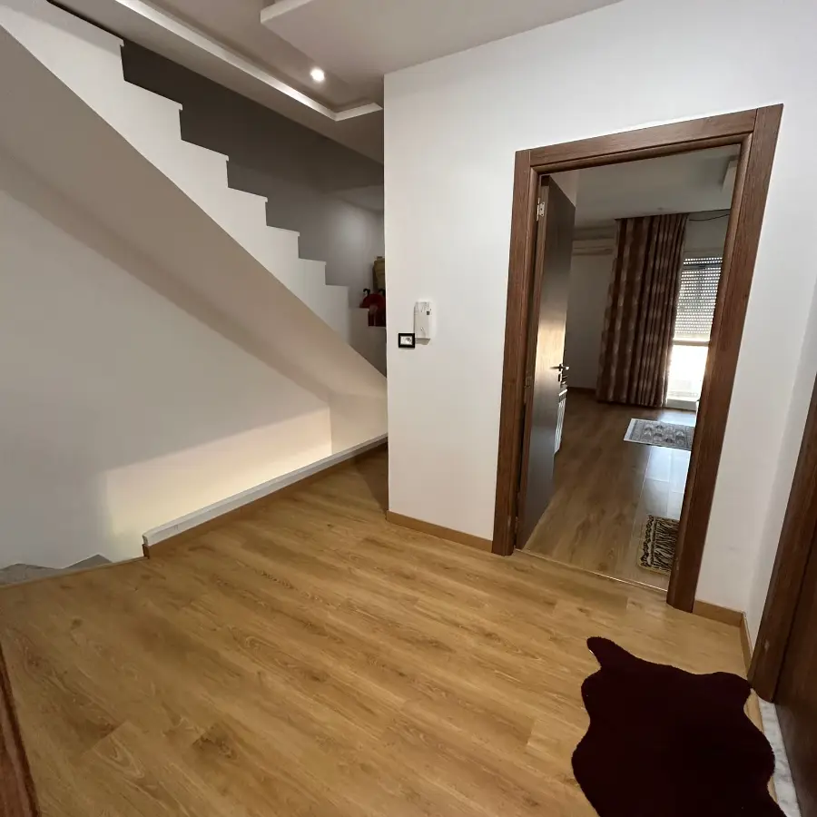  À VENDRE – Superbe villa duplex haut standing S+4 ✨ - Photo 9