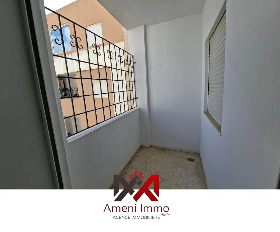 A Louer appartement S+2 de standing à El Mourouj 6. - Photo 2