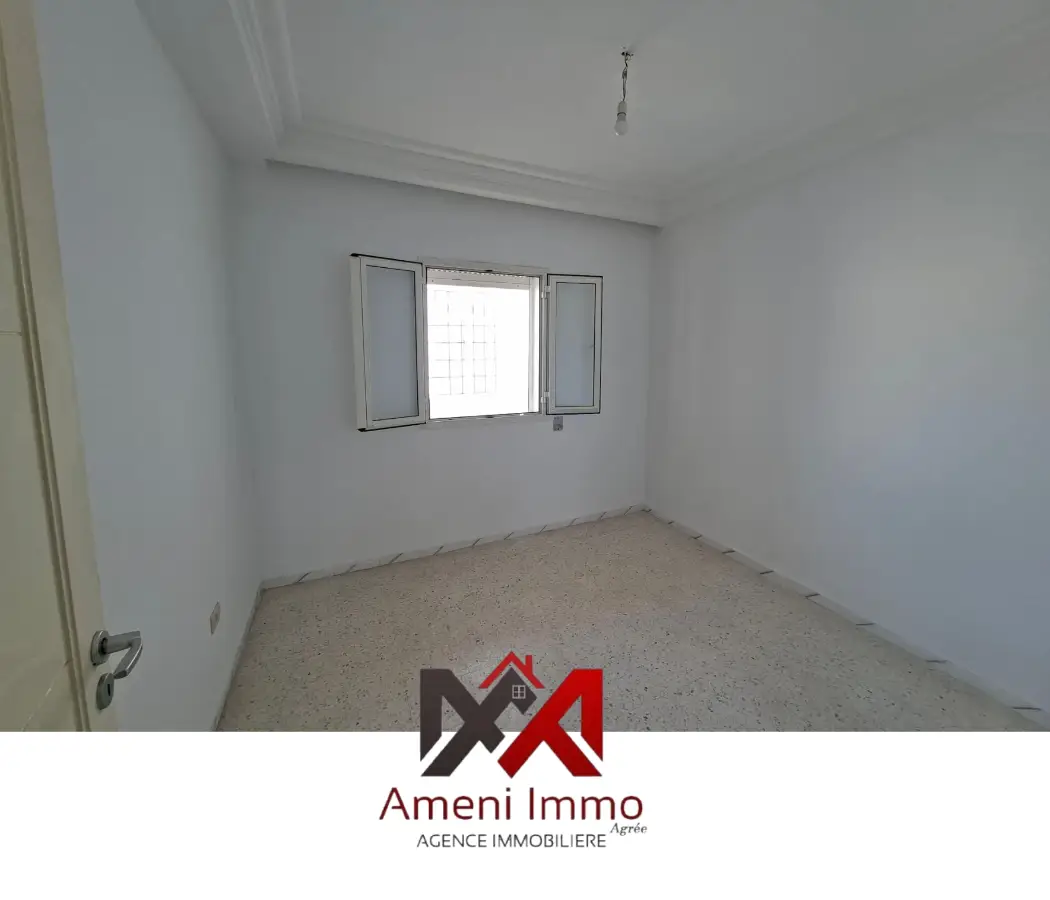 A Louer appartement S+2 de standing à El Mourouj 6. - Photo 6