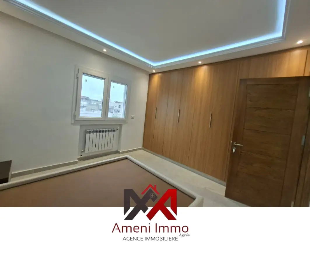 A Louer Étage de villa S+3 tout neuf, haut standing. - Photo 5