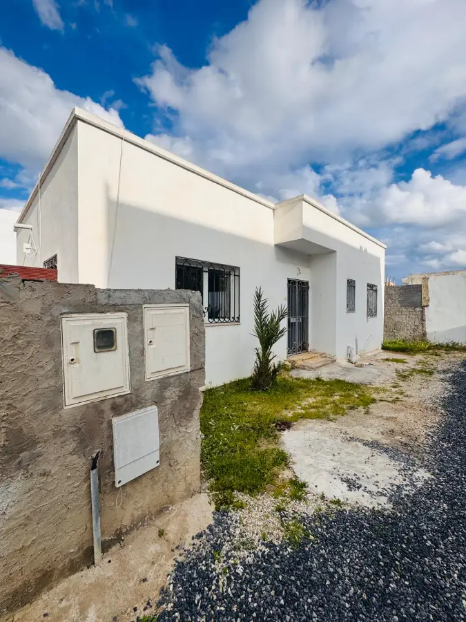 Charmente maison ,route la marsa à proximité de carrefour la marsa . - Photo 2