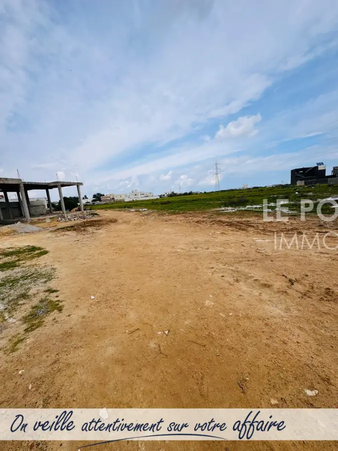 Terrain constuctible a la marsa à prximité carrefour la marsa . - Photo 4