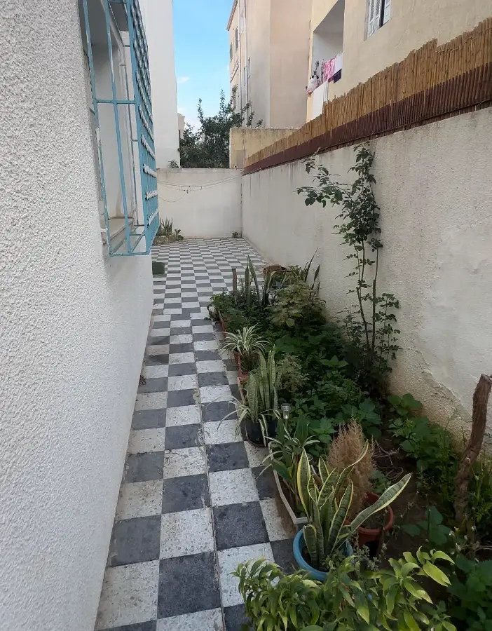 Villa avec deux étages indépendants  A Vendre  - Photo 2