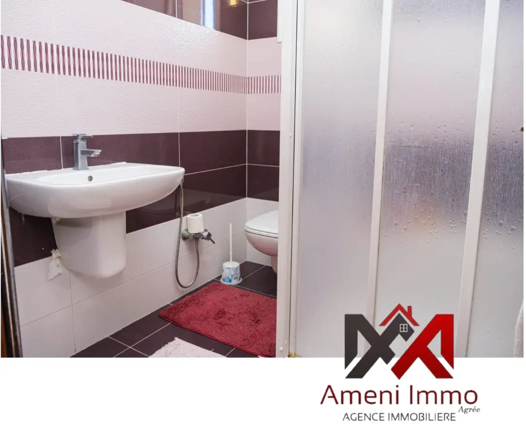 A vendre  magnifique villa à Ezzahra. - Photo 10