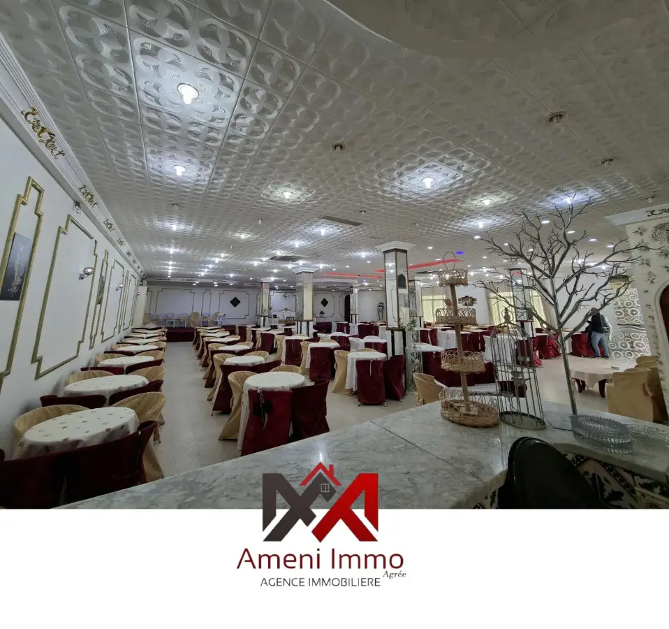 A louer ( avec pas de porte) salle de fête en plein centre Fouchana - Photo 4