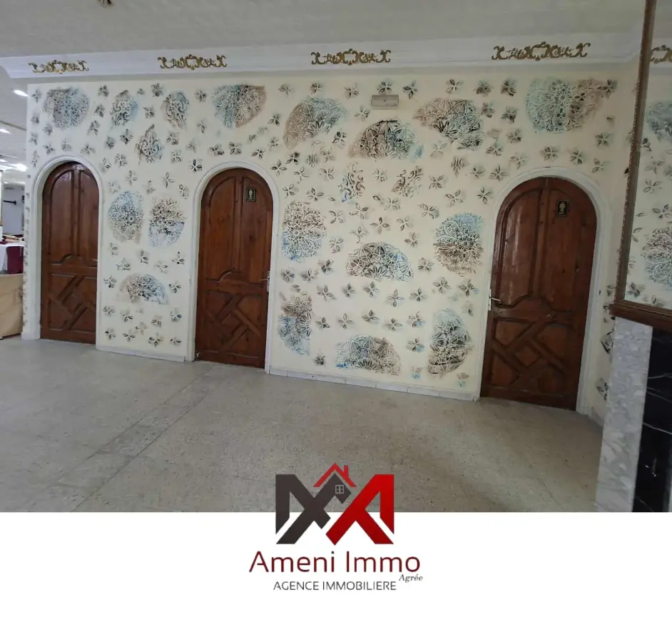 A louer ( avec pas de porte) salle de fête en plein centre Fouchana - Photo 9