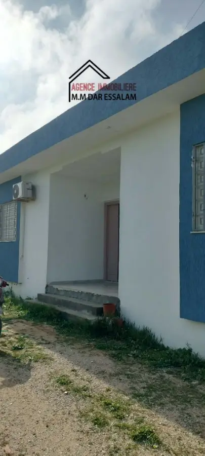 maison contenant deux studios près de la mer - Photo 2