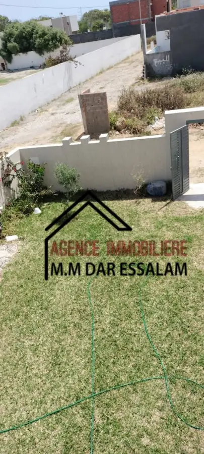 une maison indépendante avec un jardin près de la mer - Photo 2