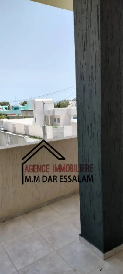 une maison indépendante avec un jardin près de la mer - Photo 9