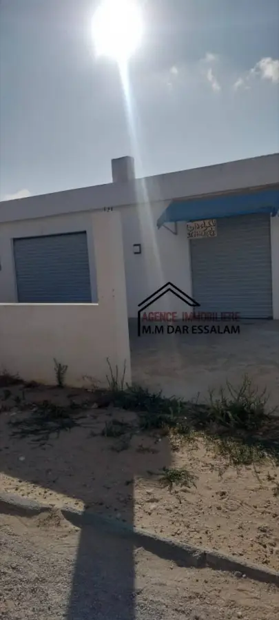 maison indépendante avec deux garages - Photo 3