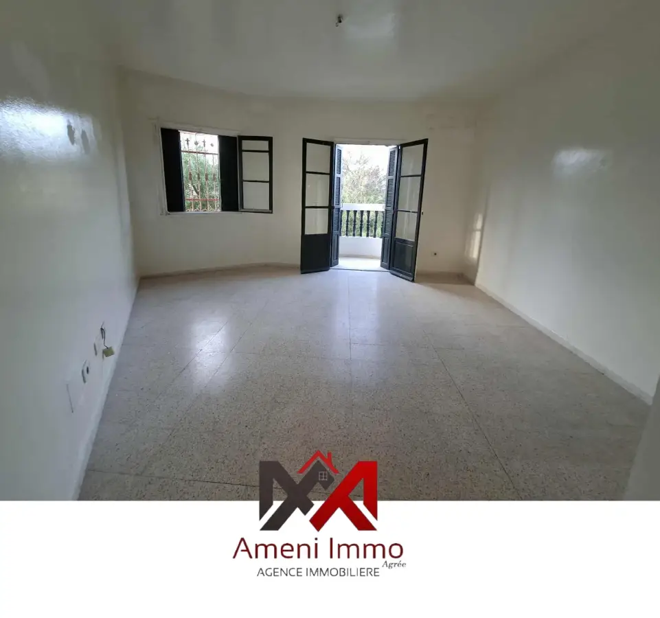 A vendre un appartement s+2 à EL Mourouj 1. - Photo 1