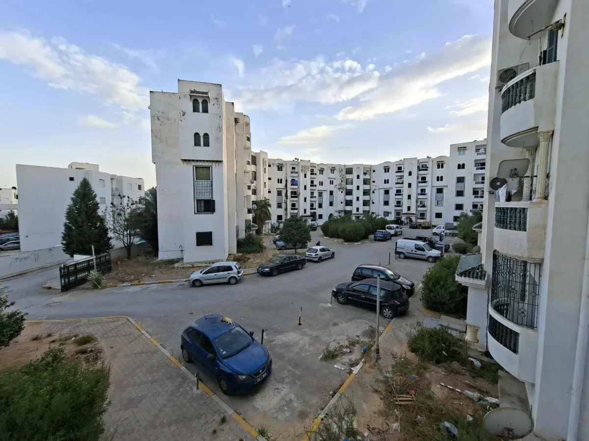 A vendre un appartement s+2 à EL Mourouj 1. - Photo 9