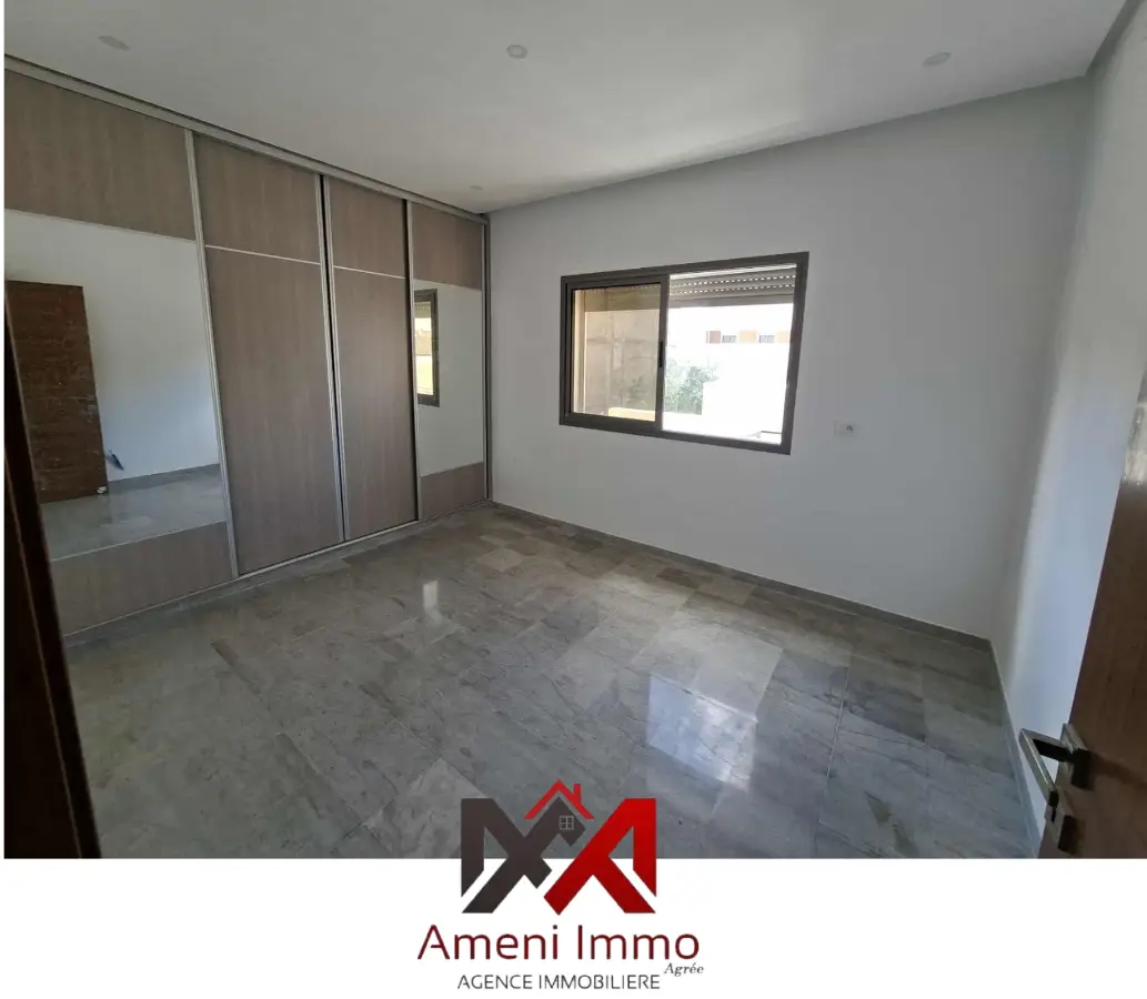 A  vendre une villa  à Cité El Hidhab. - Photo 6