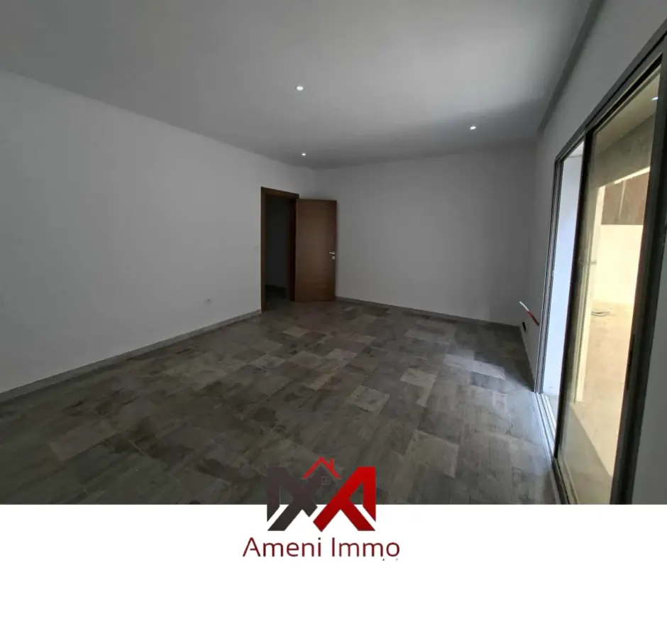 A  vendre une villa  à Cité El Hidhab. - Photo 7