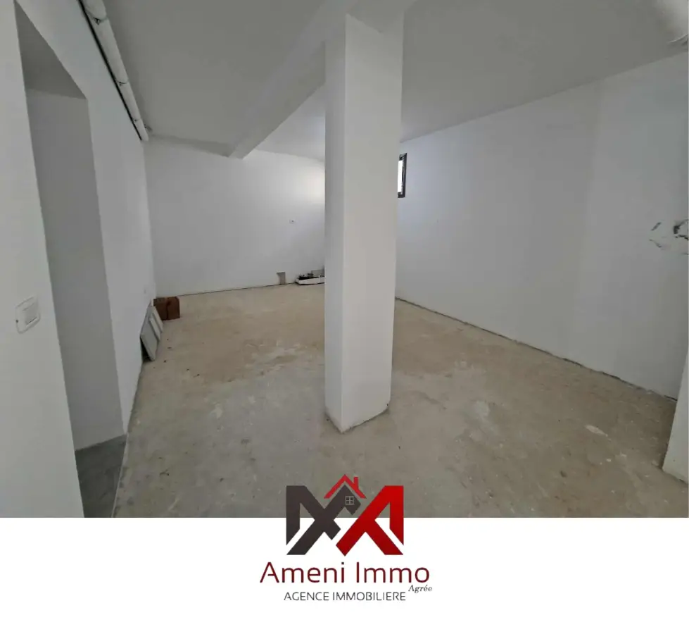 A  vendre une villa  à Cité El Hidhab. - Photo 11