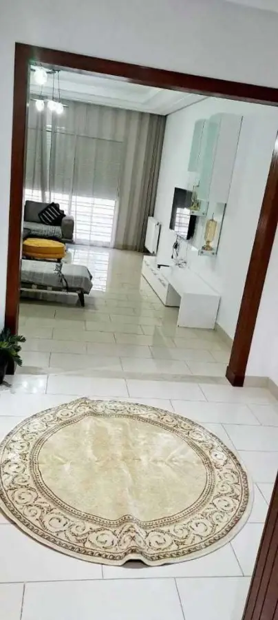 Propriétaire L Apt S4 meublé Neuf Cité wahat à l'année  - Photo 3