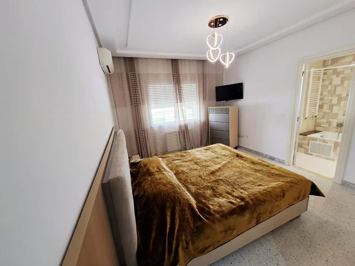 Propriétaire L Apt S4 meublé Neuf Cité wahat à l'année  - Photo 5