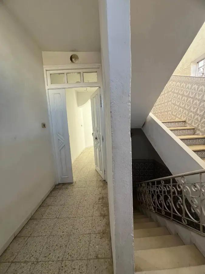 Appartement propre, tranquille, bien situé - Photo 2