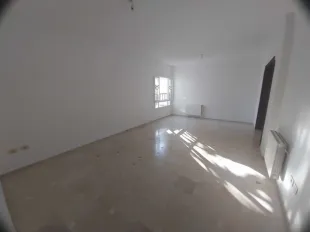 📍ARIANA : APPARTEMENT S+2 A LOUER à Ariana