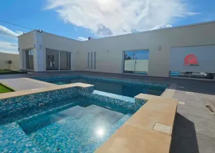 Vente de villa plain pied à Tezdaine Djerba ZA  V 736