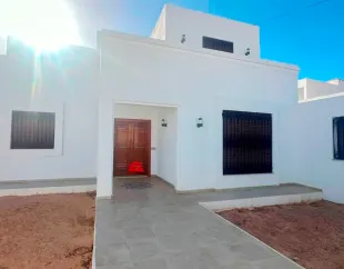 Location annuelle d'une villa sans meubles à Djerba  L 784 à Medenine